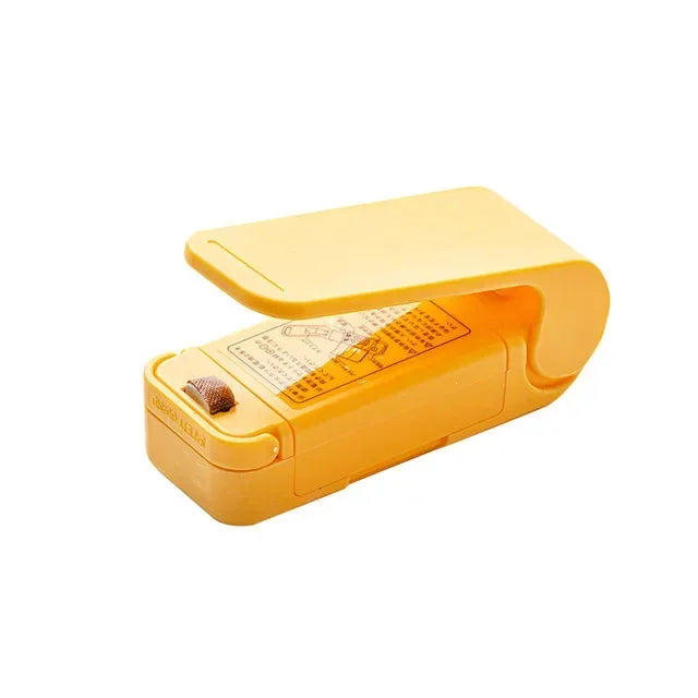 Mini Bag Seal Machine Snack Bag Clip Kitchen Handheld Food Sealer Easy-To-Use Portable Sealer Packaging Plastic Food Bag Closure